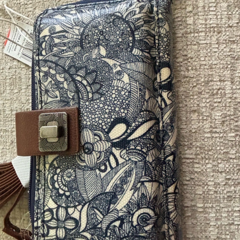 NWT SAK wristlet